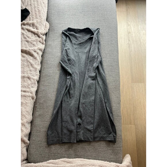 Lululemon Swiftly Tech Long Sleeve Gray - Picture 2 of 4